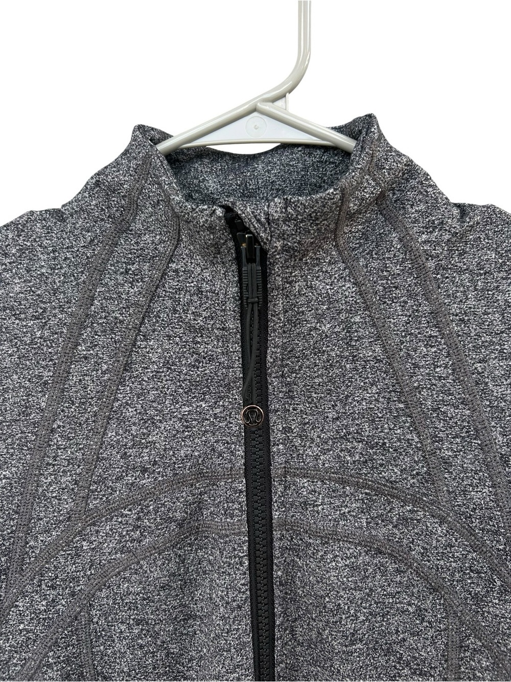 Lululemon Define Zip-Up Active Jacket - Heathered Grey - Size 6 - Luon - Yoga - Picture 5 of 14